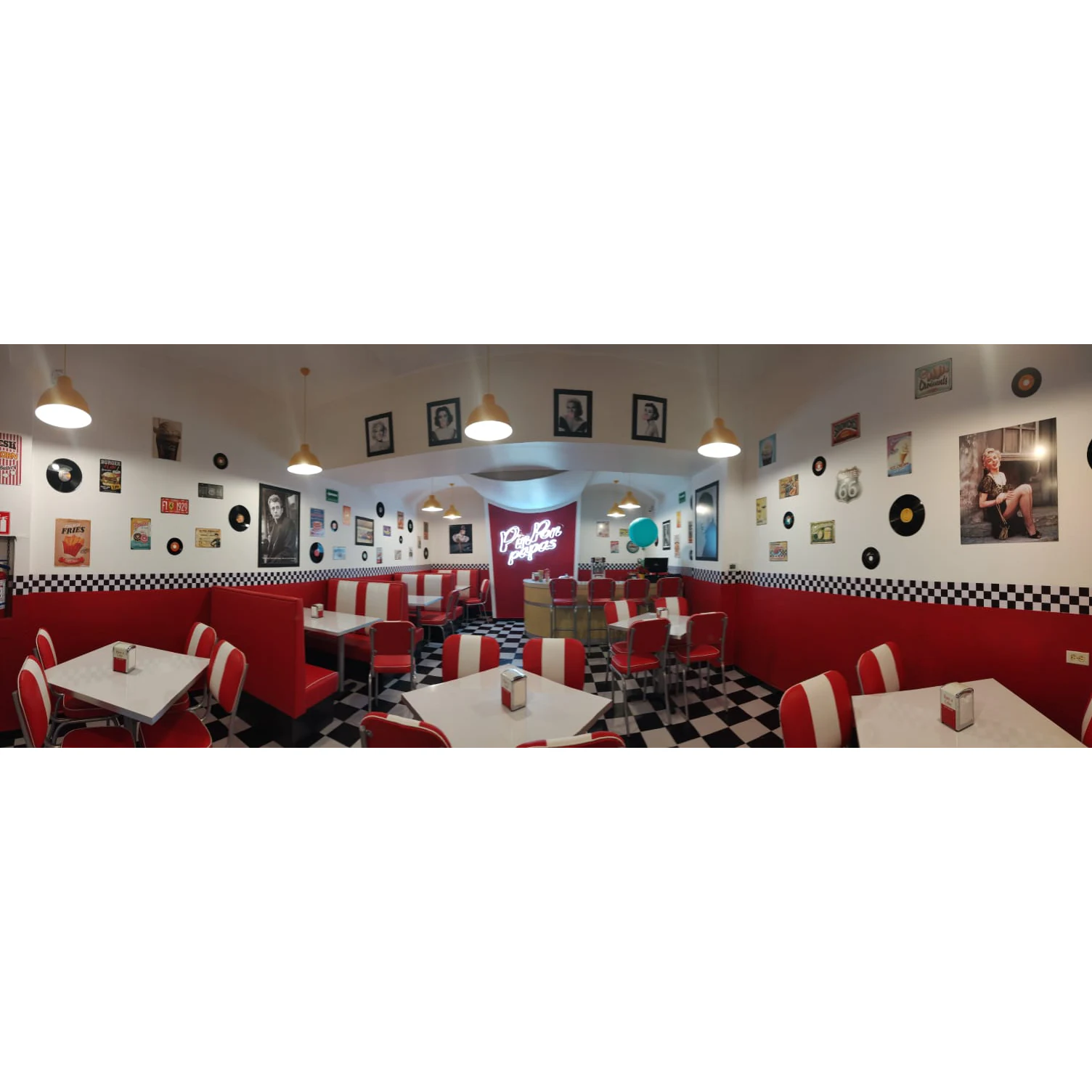 Sillas, Mesas y Booths para Restaurante, Línea Retro